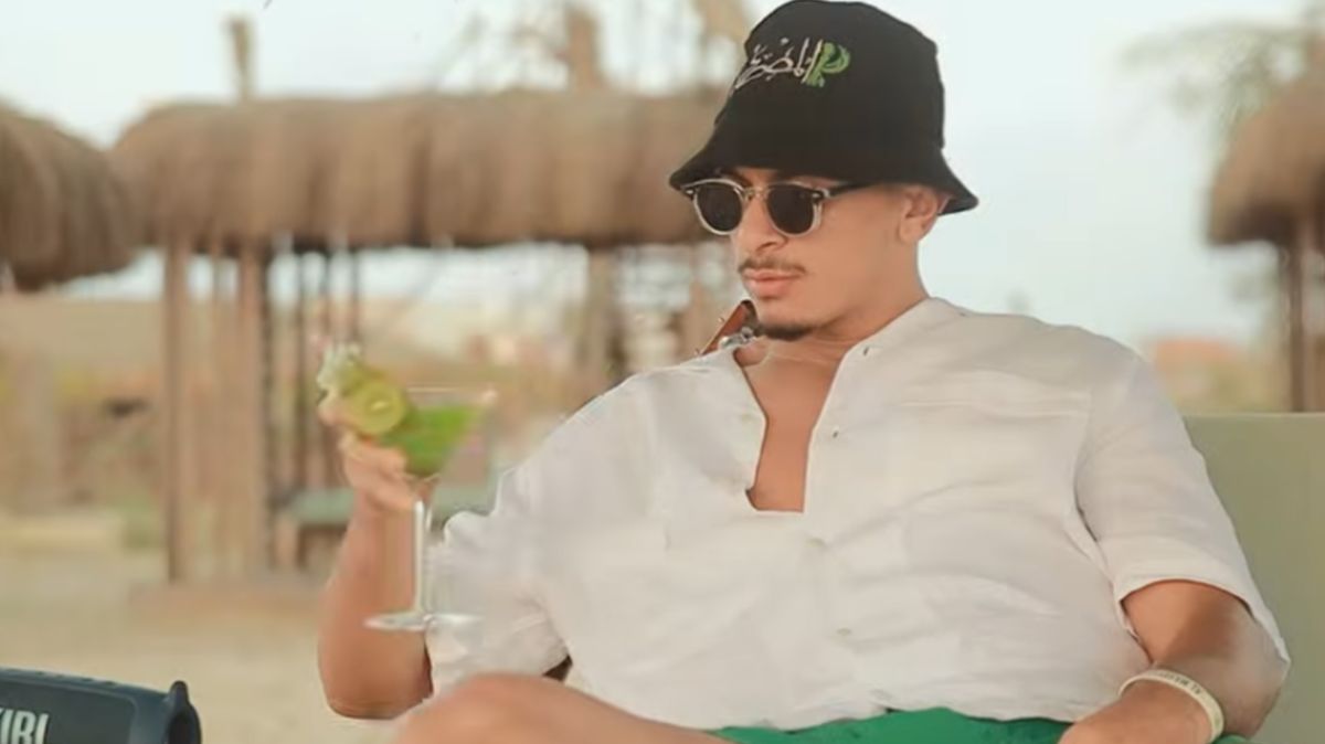 عمر الساعي
