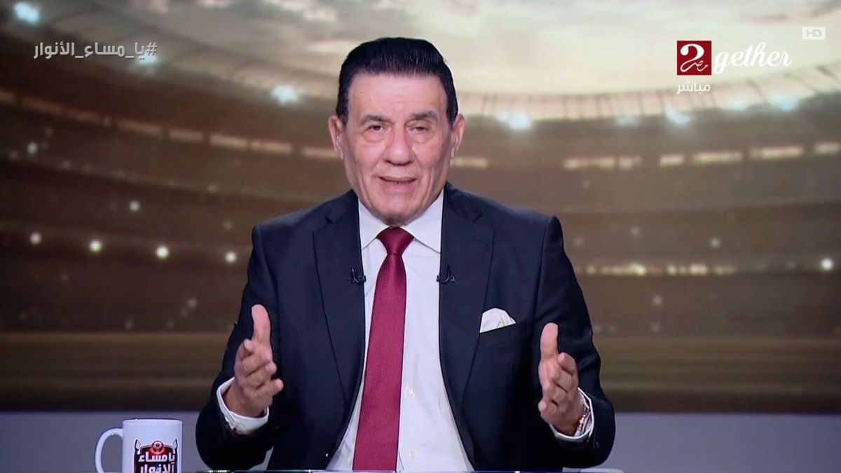 مدحت شلبي