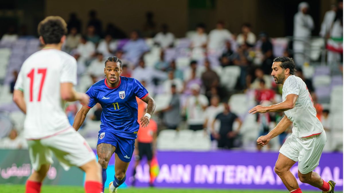 منتخب إيران والرأس الأخضر