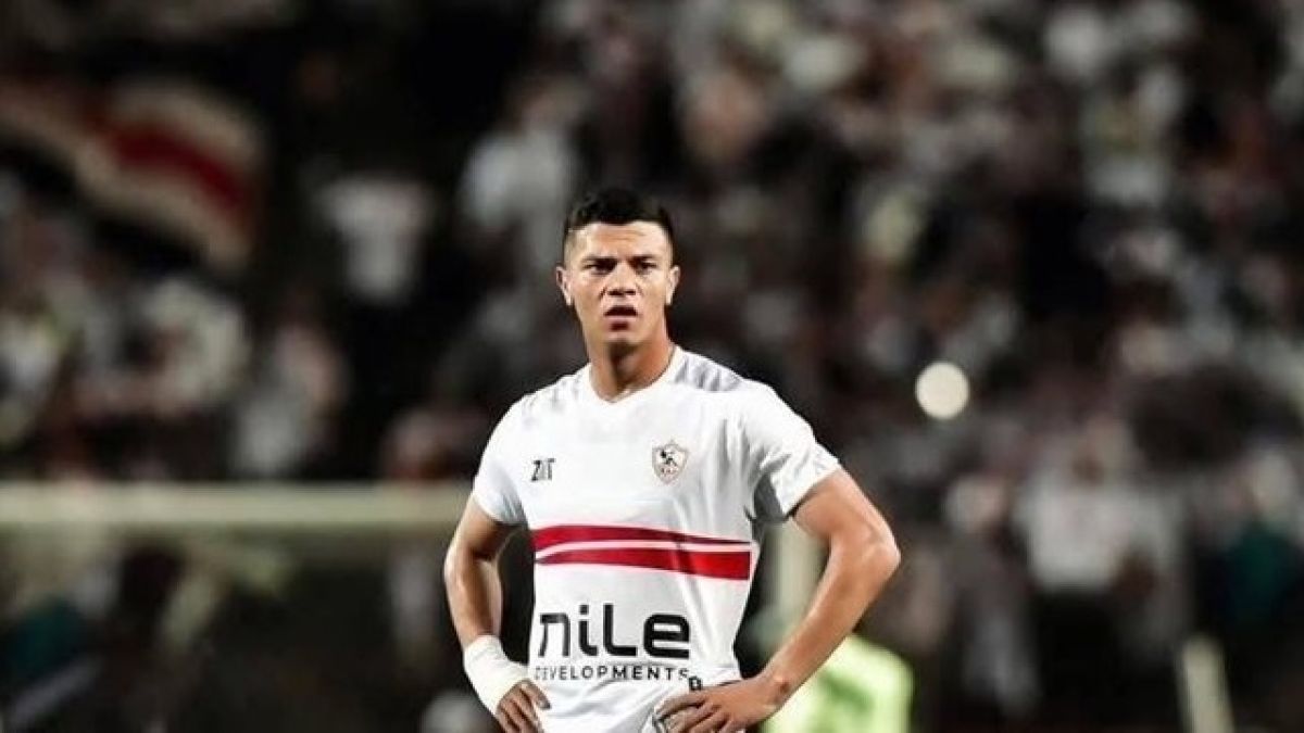 وفاة والد محمد شحاتة لاعب نادي الزمالك | كورابيا