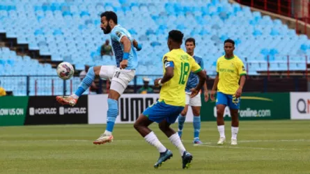 صن داونز ضد بيراميدز