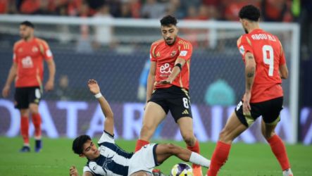 الأهلي ضد باتشوكا