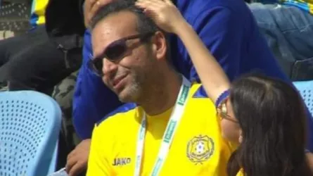 طفلة تثير الجدل