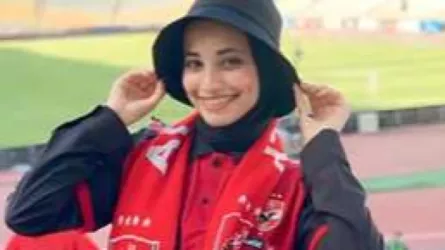 مشجعتي النادي الأهلي