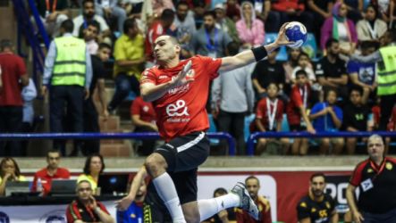 الاهلى يد الاهلى يد
