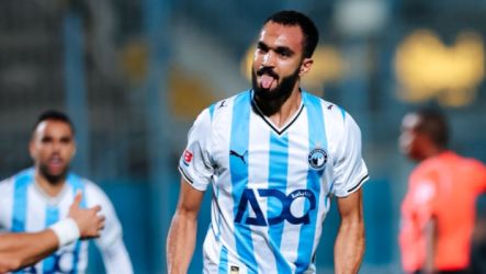 بيراميدز - مصطفى زيكو