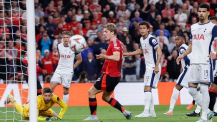 توتنهام ومانشستر يونايتد