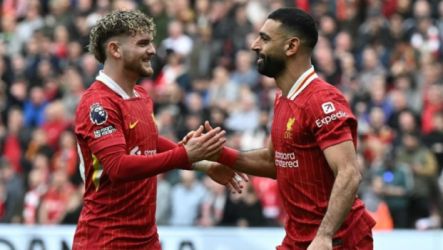 صلاح واليوت