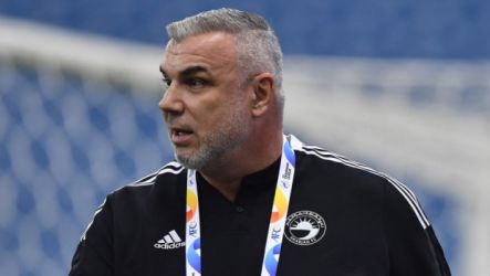 كوزمين مدرب الامارات