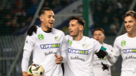 أحمد نذير بن بوعلي لاعب نادي جيوري