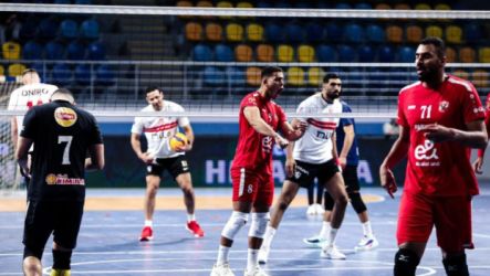 الأهلي والزمالك طايرة