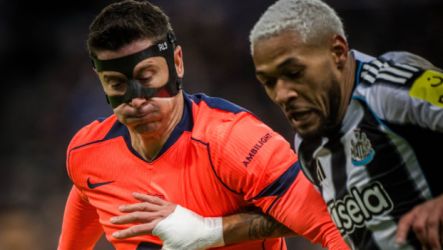 برشلونة ونيوكاسل