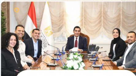 وزير الشباب والرياضة