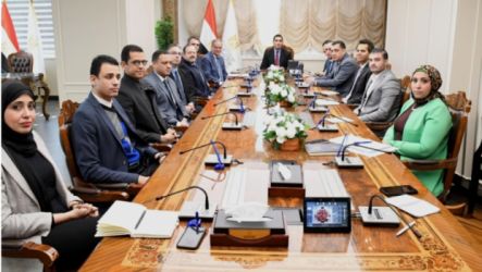 وزير الشباب والرياضة