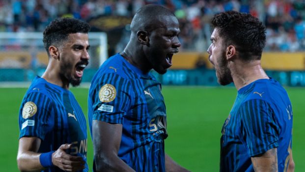 كوليبالي يوجه رسالة خاصة لجماهير الهلال السعودي بعد توديع كأس العالم للأندية