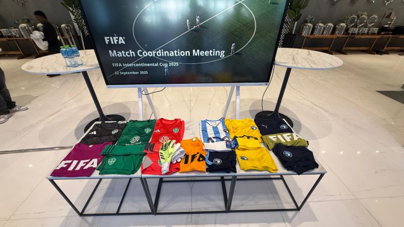 بيراميدز والأهلي السعودي