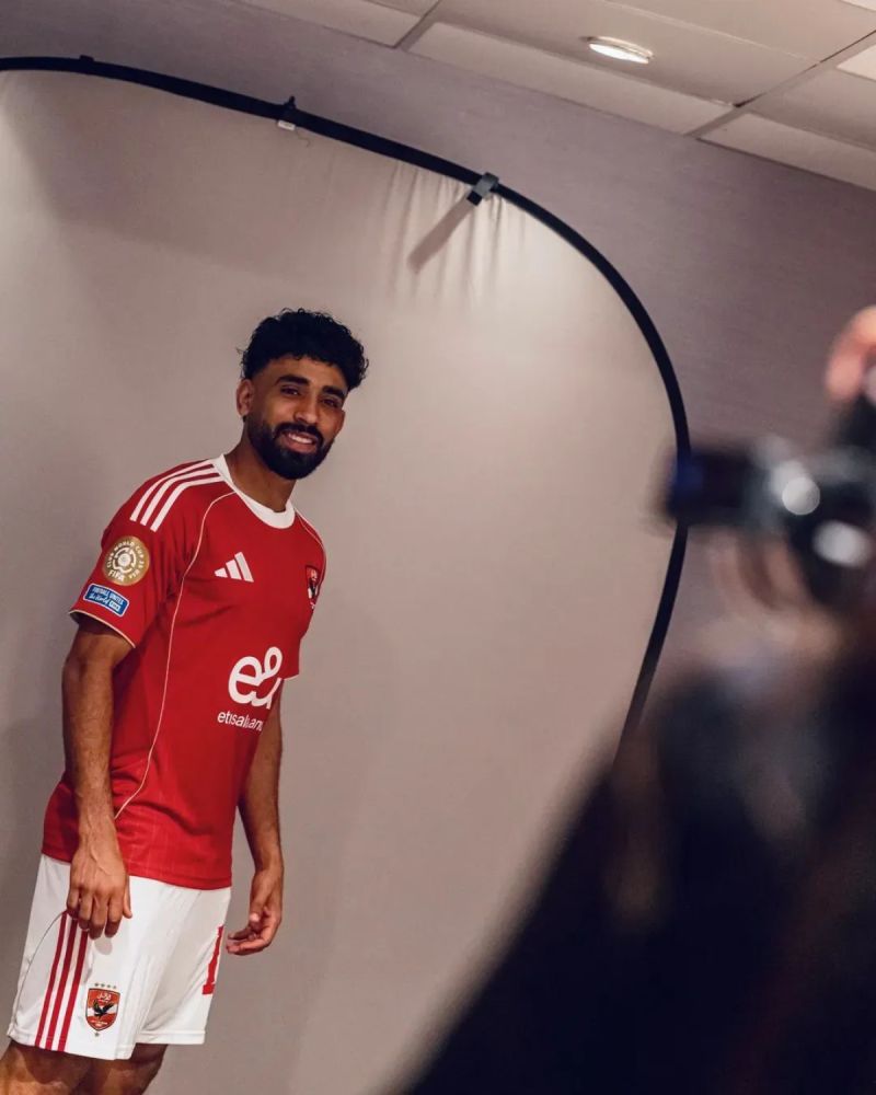 قميص الأهلي 1