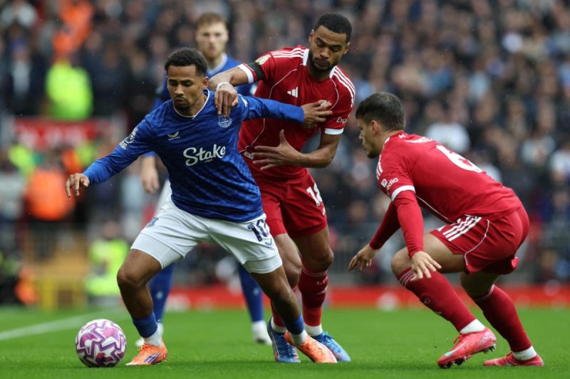 ليفربول وإيفرتون